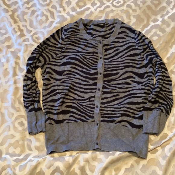 Express zebra print cardigan with black diamond buttons - Picture 1 of 6